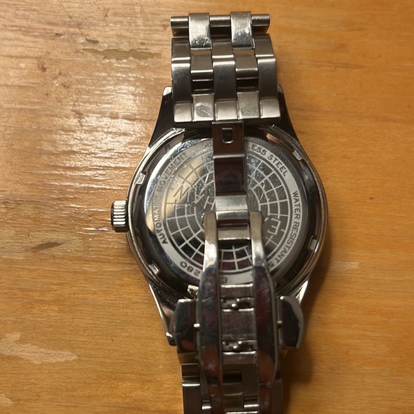 Thomas Earnshaw watch - Picture 4 of 4